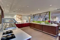 Crowne Plaza TORONTO AIRPORT by IHG - breakfast