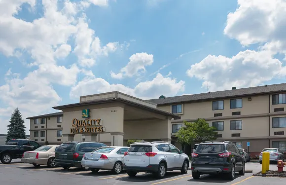 品質酒店及套房底特律大都會機場