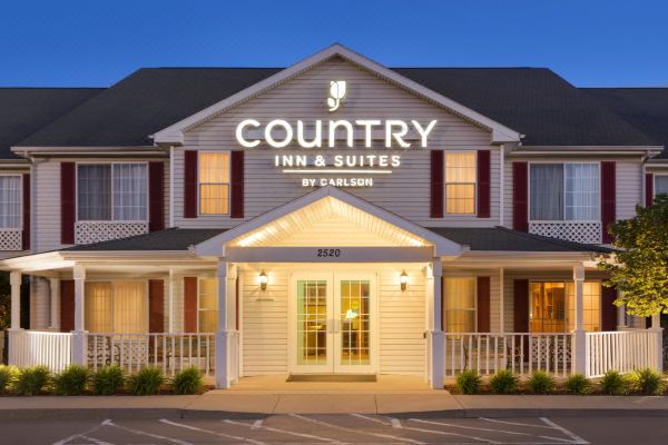 Country Inn Suites By Radisson Nevada Mo ネバダ を宿泊予約 22年安い料金プラン 口コミ 部屋写真 Trip Com