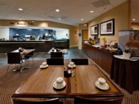 Wyndham Chicago O'Hare Hotels in Des Plaines