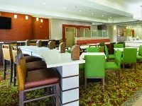 La Quinta Inn & Suites by Wyndham Houston Channelview - breakfast