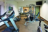 La Quinta Inn & Suites by Wyndham Salem or - Gym
