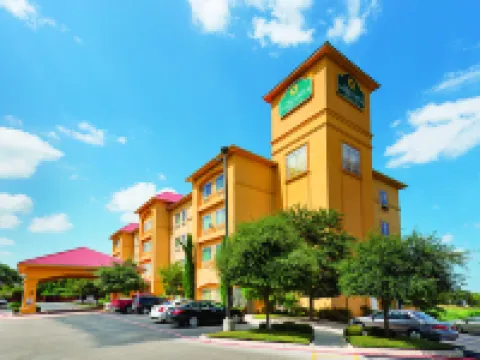 聖安東尼奧西北拉昆塔温德姆套房酒店