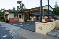 Lakeview Inn Hotels in Clearlake Oaks