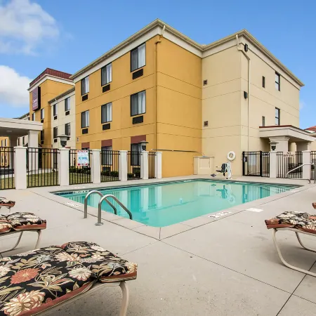 Comfort Suites Cullman I-65 Exit 310