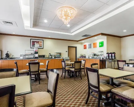 Comfort Inn & Suites Sikeston I-55 Отели в г. Майнер