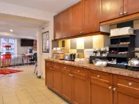 Econo Lodge Inn & Suites Drumheller Hotels in Drumheller