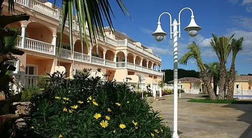 Aparthotel Residencia & Spa Parques Casablanca - 4-Star