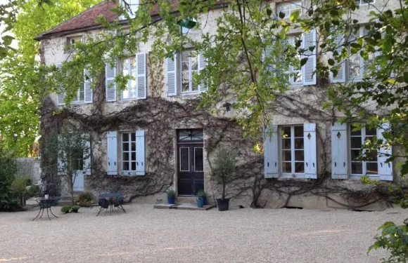 布朗斯博物館旅館