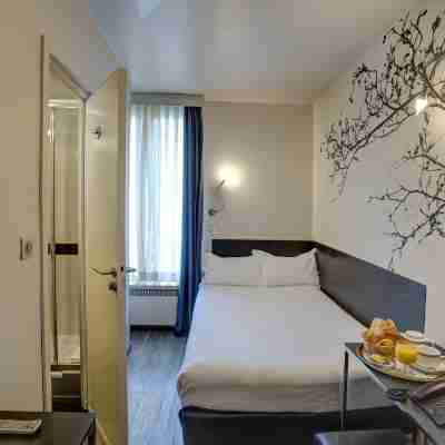 Hotel Vivaldi Puteaux Rooms