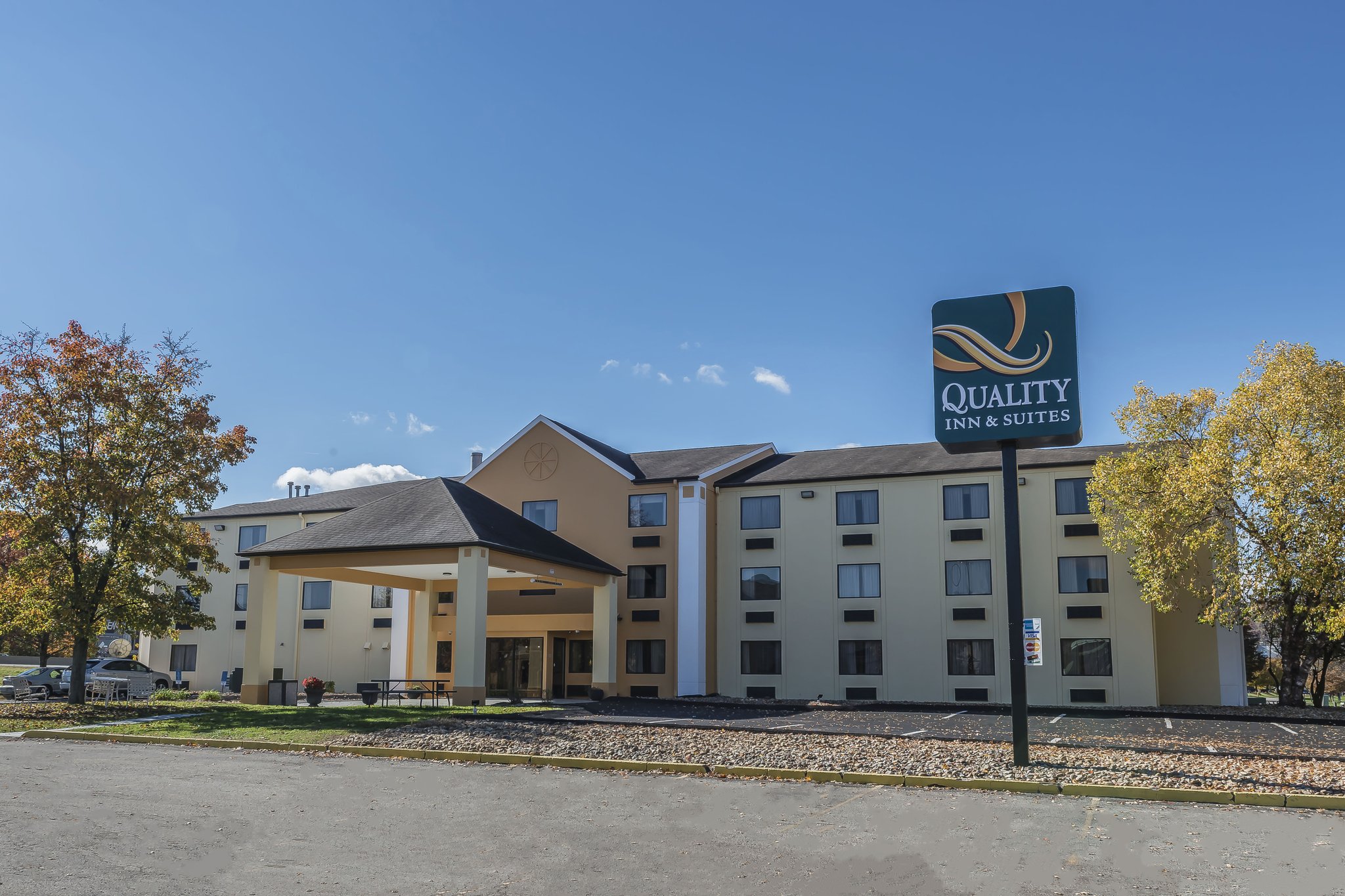 Quality Inn & Suites Harmarville