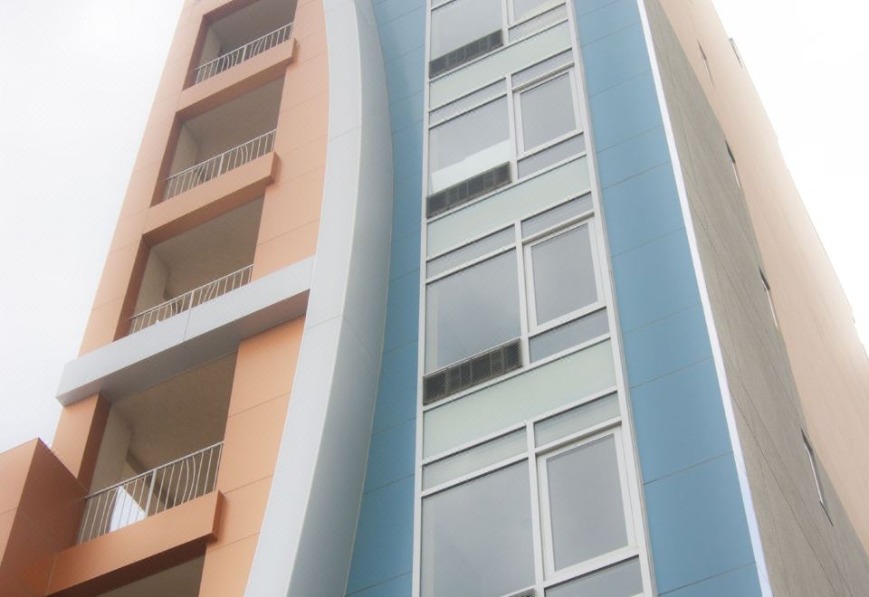 5. 네스바 호텔 -..