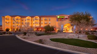 holiday-inn-express-and-suites-mesquite