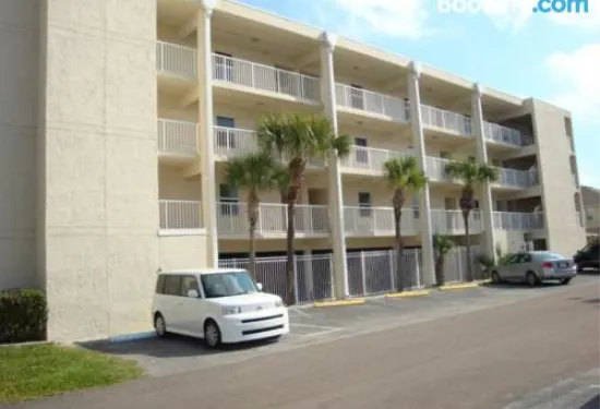 傑克遜維爾海灘漂流者 403 號 - 兩居公寓式客房酒店