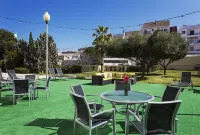 B&B Hotel Valencia Ciudad de las Ciencias Hotels near Benimar recinte privat