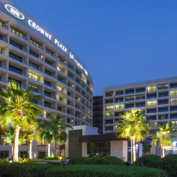 Crowne Plaza ABU DHABI - YAS ISLAND by IHG Отели рядом с достопримечательностью «Пристань для яхт Яс»