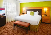 TownePlace Suites by Marriott Mississauga-Airport Corporate Centre