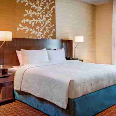 Fairfield Inn & Suites Waterloo Cedar Falls Rooms