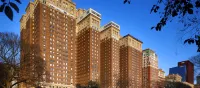 Hilton Chicago Hotels near 330 N Wabash Ave