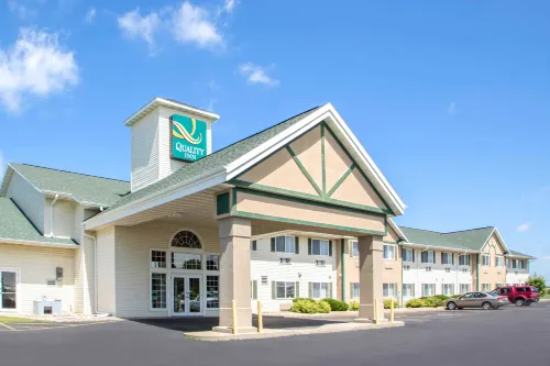 Quality Inn Mineral Point Hotels in Mineral Point
