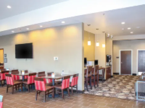 Comfort Suites University Brookings Hotels in Brookings