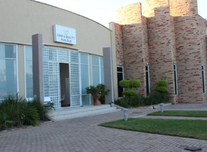 Tlotlo Hotel & Conference Centre