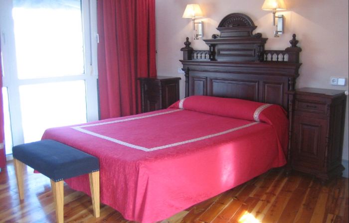 Hostal Canovas
