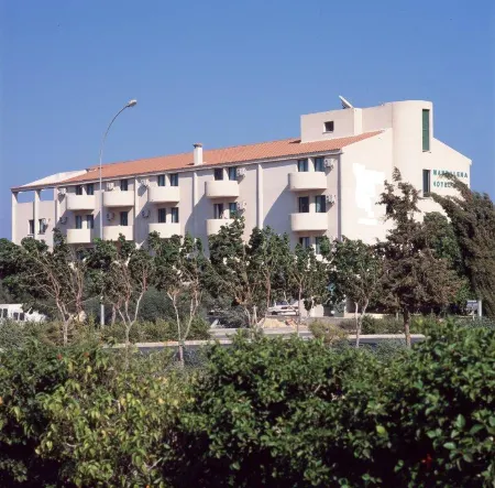 Mandalena Hotel Apartments