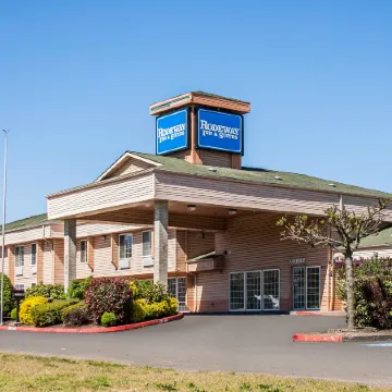 Bridgeway Inn & Suites - Portland Airport