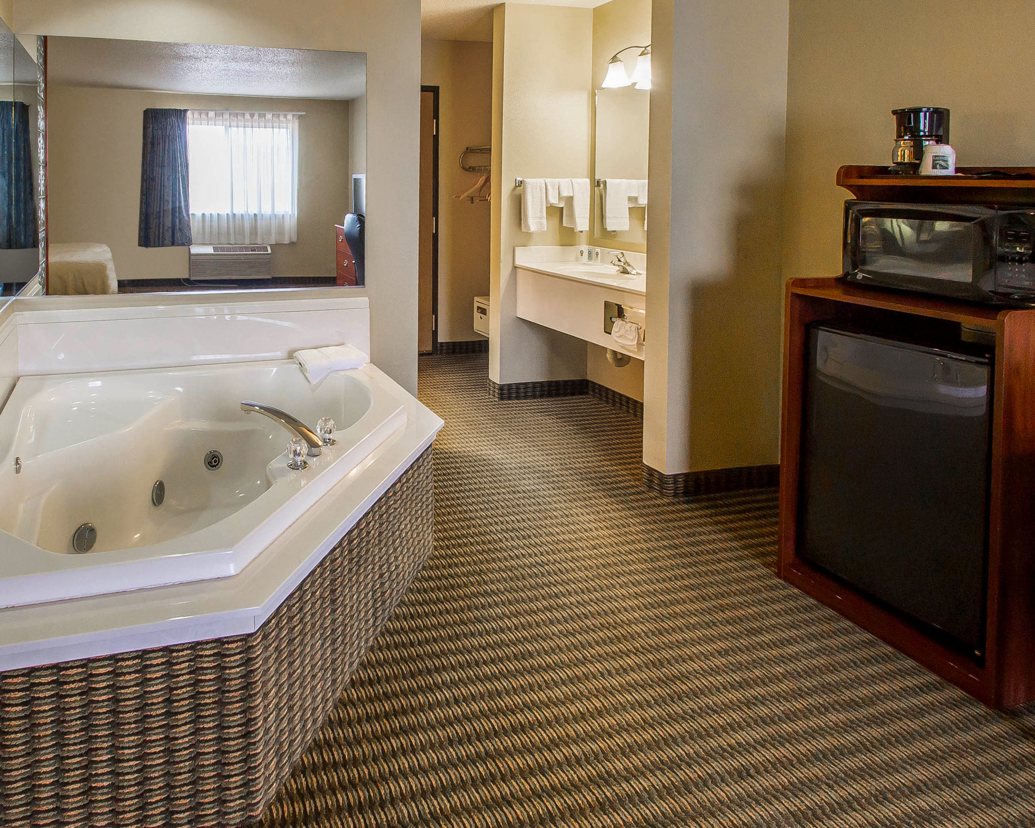 Quality Inn & Suites Menomonie