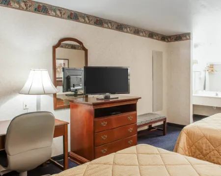 Rodeway Inn โรงแรมในตูกุมการิ