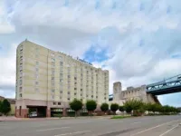 Holiday Inn Express Philadelphia - Penns Landing Hotel dekat National Liberty Museum
