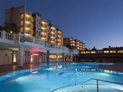 Club Paradiso Hotel & Resort Hotel di Mahmutlar