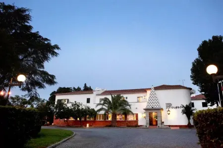 SL Hotel Santa Luzia – Elvas Отели в г. Эльвас