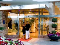 Inturotel Cala Esmeralda Beach Hotel & Spa - Adults Only Hotels near Bongos