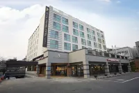 Royal Square Hotel Seoul Hotellit kohteessa 