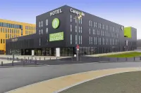 Campanile Belfort Montbeliard - Gare la Jonxion Отели в г. Меру