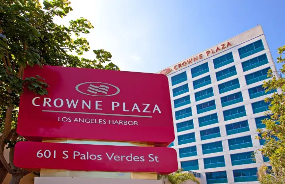 洛杉磯港皇冠假日酒店