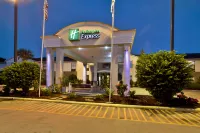 Holiday Inn Express Breaux Bridge/Henderson Hotels in Breaux Bridge