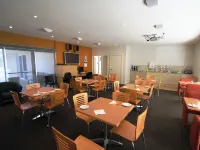 Aston Hill Motor Lodge