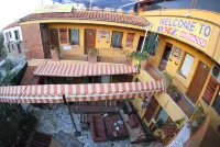Anz Guest House Pansiyon