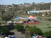Meridian Alex Beach Apartments Hotels in Alexandra Headland