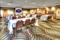Hampton Inn & Suites Kalamazoo/Oshtemo Hôtels à : Oshtemo Township