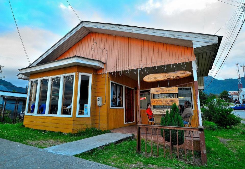 Lafquen Antu Hostal-Restaurant