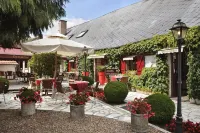 Logis Hôtel du Château Hotels in Vernou-en-Sologne