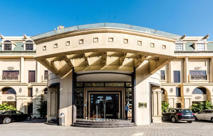 Golden Chariot Vasai - Hotel and Spa