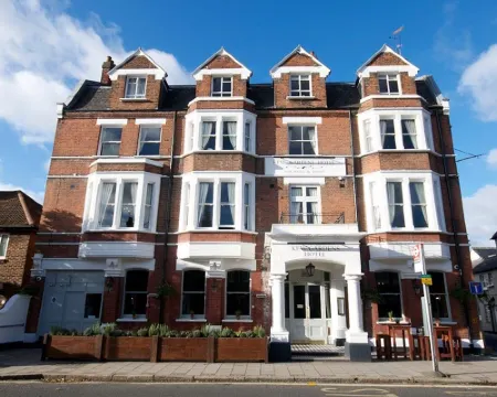 邱園飯店 里士滿住宿飯店