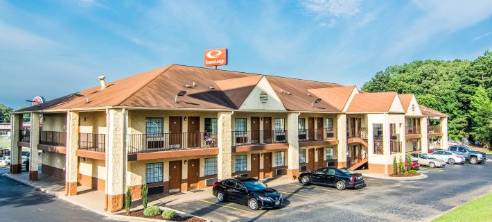 Econo Lodge Hotels in Walker County