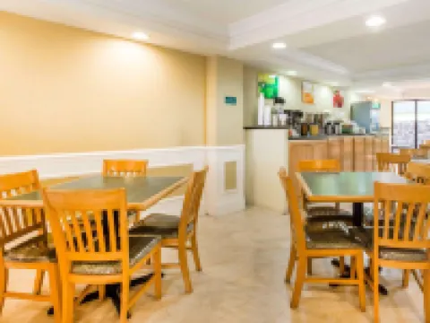 クオリティ イン ダルトン セントラル ドールトンのホテル