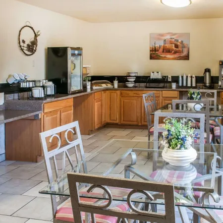 Rodeway Inn